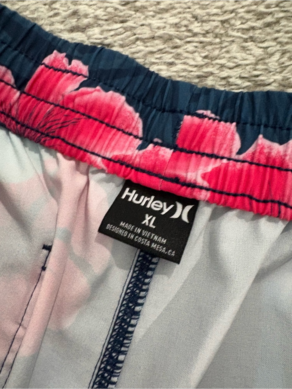 Hurley‎ Men's Cannonball 17" Swim Trunks - Picture 4 of 6